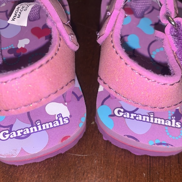Garanimals Purple Baby-Girl Secured Velcro Thong Sandal - Picture 4 of 6